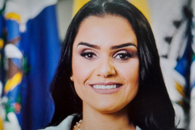 Reajustes somam mais de 50% em três anos e salário do professor vai a R$ 4.580,57