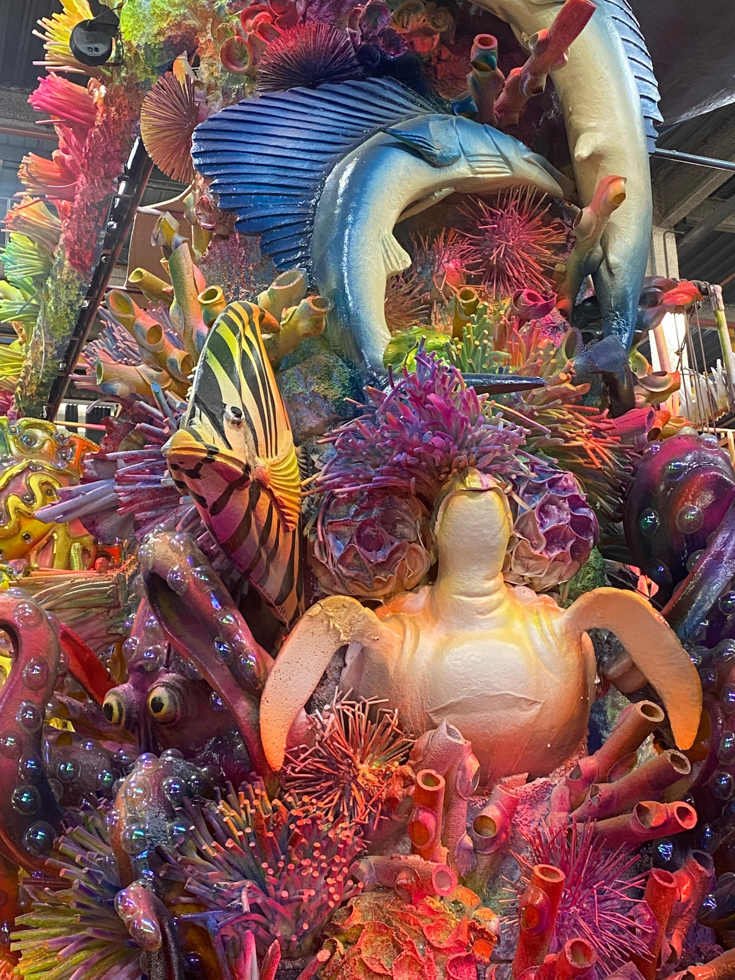 Terceira a desfilar, a Vila Isabel reeditar&aacute; o enredo 'Gbal&aacute;: Viagem ao Templo da Cria&ccedil;&atilde;o' - Divulga&ccedil;&atilde;o / Vila Isabel