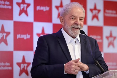 Lula celebra 44 anos do PT: 'Temos que avançar ainda mais, sem esquecer de onde viemos'