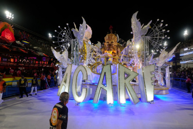 União do Parque Acari estreia com plástica surpreendente em desfile regular