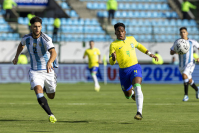 Brasil perde para a Argentina e fica de fora dos Jogos Olímpicos depois de 20 anos