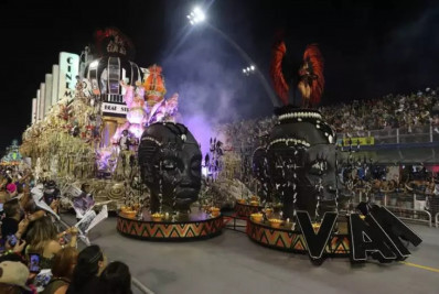Carnaval de SP 2024: Vai-Vai, Mocidade Alegre e Gaviões agitam sambódromo no 2º dia de desfiles