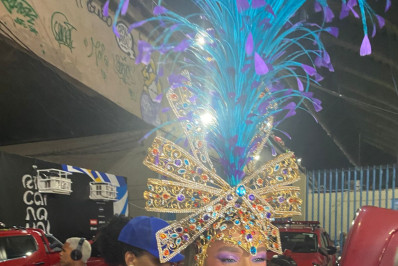 Brunna Gonçalves estreia na Sapucaí com fantasia de R$ 500 mil