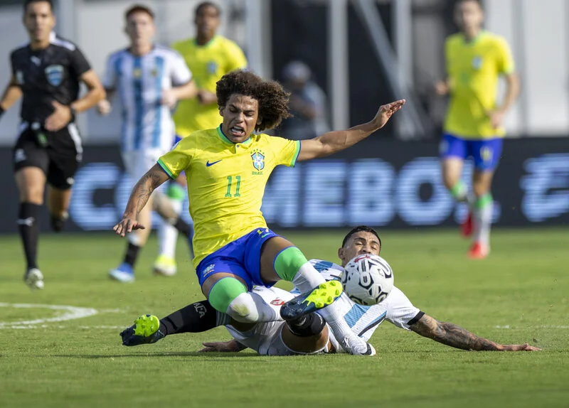 Brasil perde para a Argentina e está fora dos Jogos Olímpicos