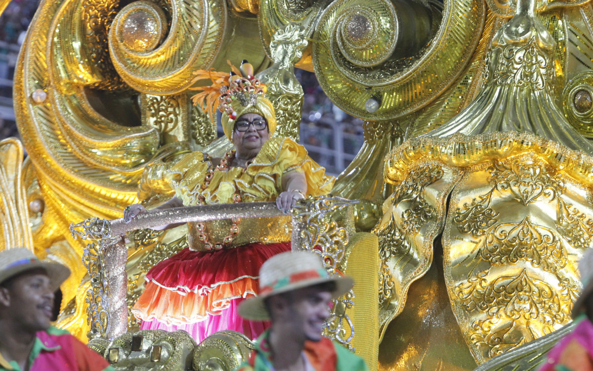 Desfile do Grupo Especial Carnaval 2024 - Desfile da G.R.E.S Independente de Padre Miguel, na Avenida Marquês de Sapucaí, no Centro do Rio de Janeiro, nesta segunda-feira (12). Reginaldo Pimenta/Agência O Dia