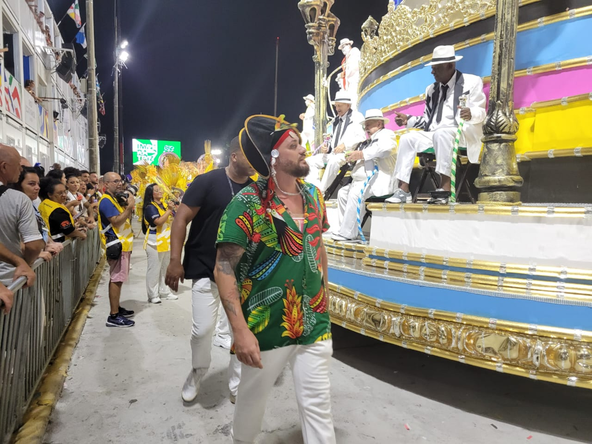 Leandro Vieira acompanha desfile da Imperatriz - Beatriz Perez / Agência O Dia