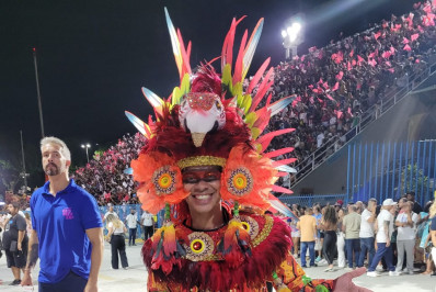 Intérprete do Salgueiro, Émerson Dias homenageia Quinho: 'Pimba, Pimba'