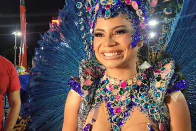 Web reage após Lexa debochar do prefeito que suspendeu o seu cachê