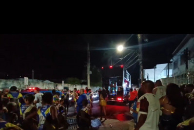 Homem é baleado no centro de Angra