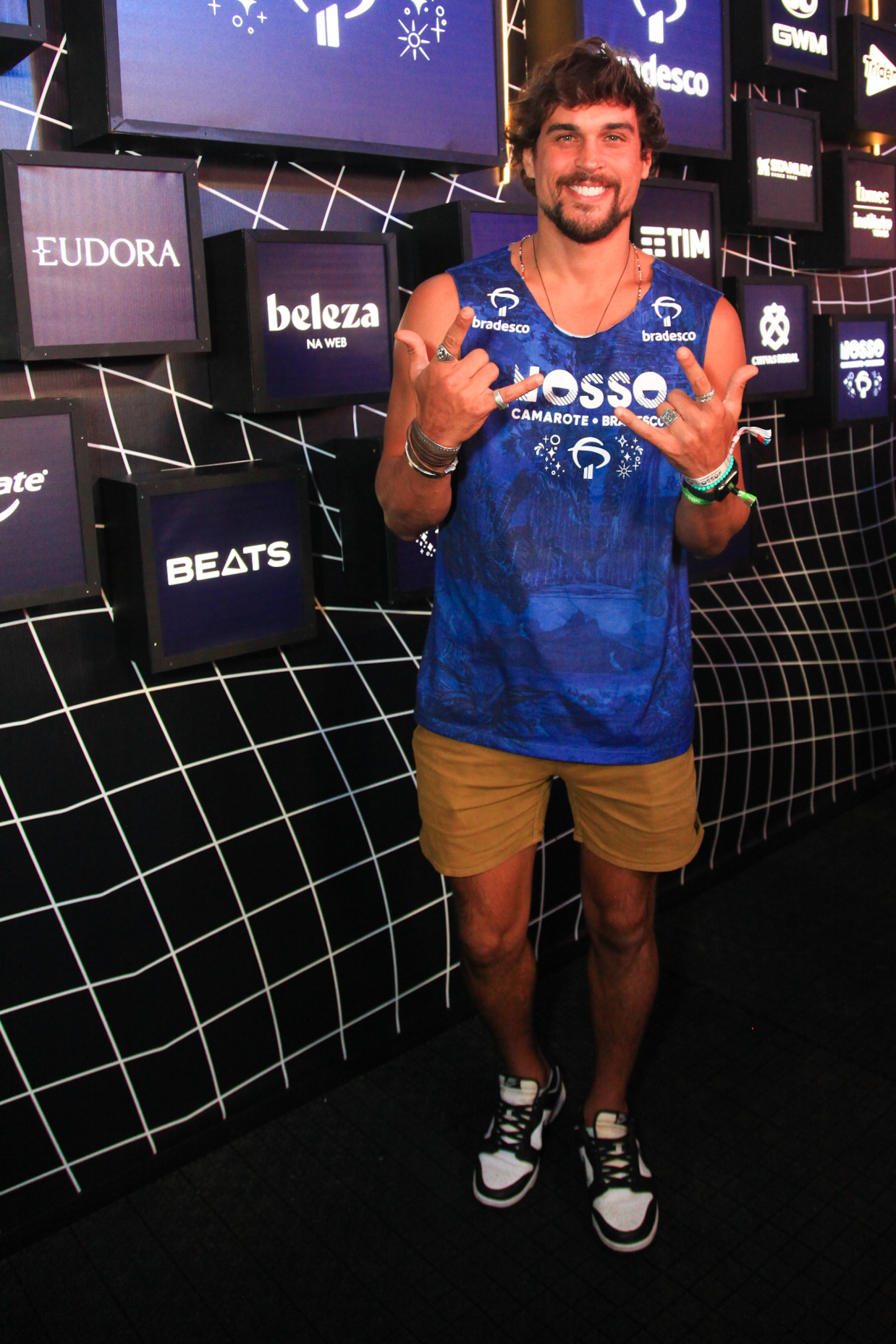 Felipe Roque - Marcelo Sá Barretto e Fabrício Pioyani / Agnews