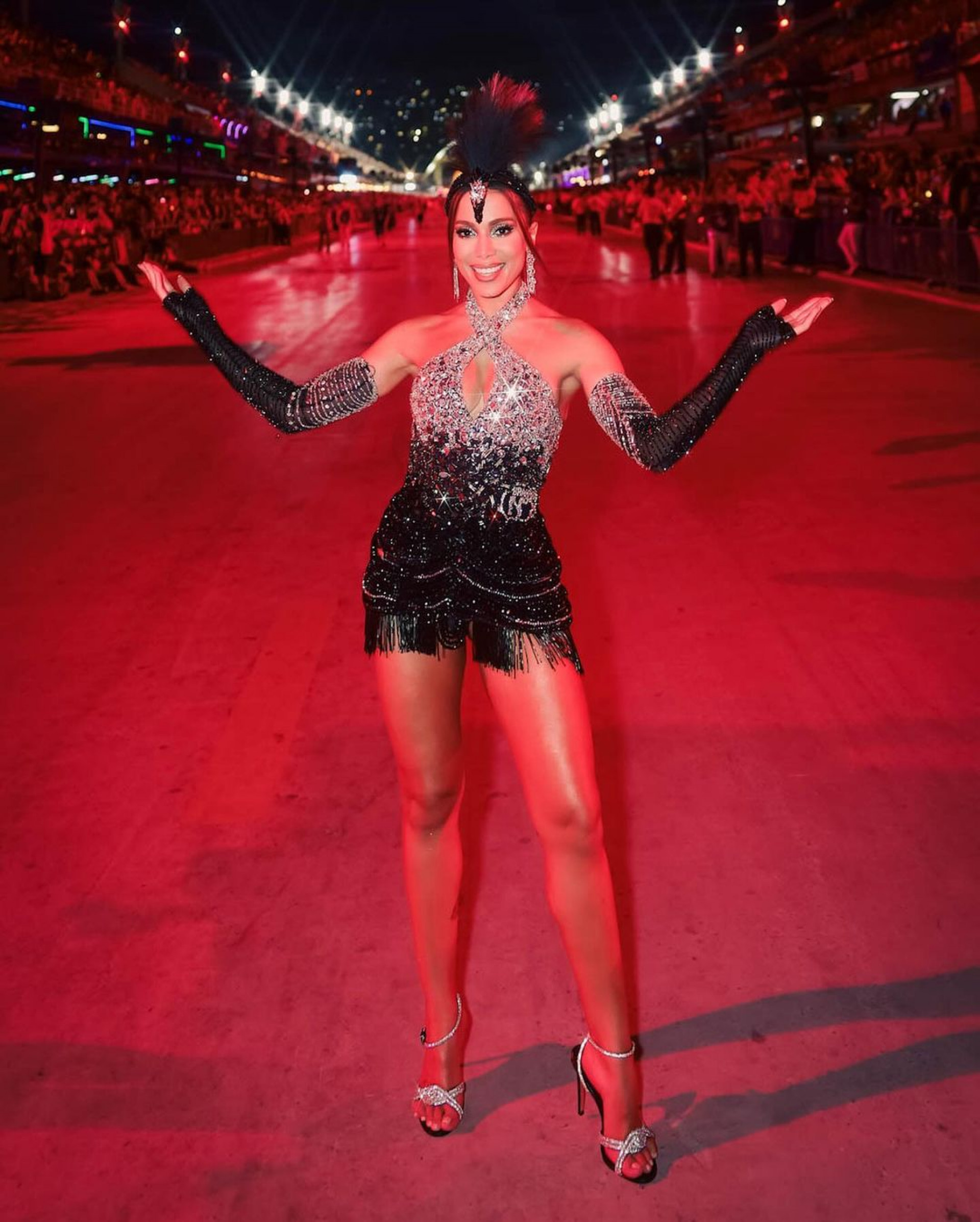 Anitta marcou presença no 