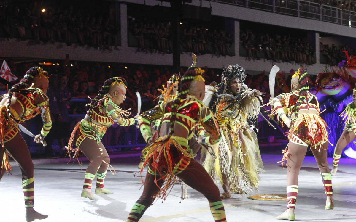 Desfile do Grupo Especial Carnaval 2024 - Desfile da G.R.E.S Unidos do Viradouro, na Avenida Marquês de Sapucaí, no Centro do Rio de Janeiro, nesta segunda-feira (12). Foto: Reginaldo Pimenta/Agência O Dia
