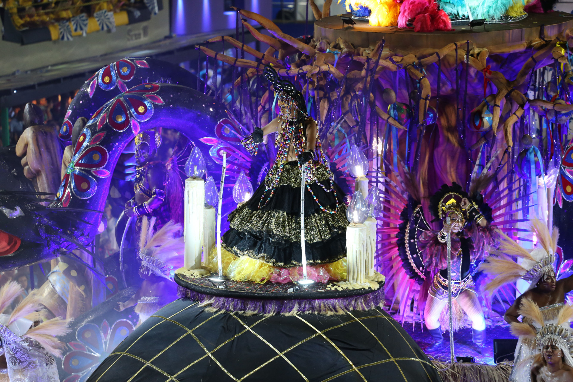 Desfile do Grupo Especial Carnaval 2024 - Desfile da G.R.E.S Portela, na Avenida Marquês de Sapucaí, no Centro do Rio de Janeiro, nesta segunda-feira (12). - Cleber Mendes/Agência O Dia