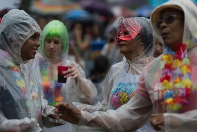 Altas temperaturas marcam terça de carnaval no Brasil