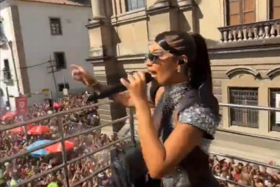 Ludmilla encerra bloco mais cedo no Rio após foliões passarem mal por conta do calor