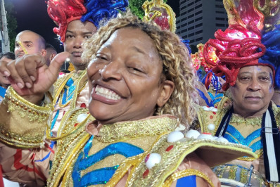 'Feliz de festejar o aniversário do meu pai com samba dele', diz Mart'nália sobre desfile na Vila Isabel