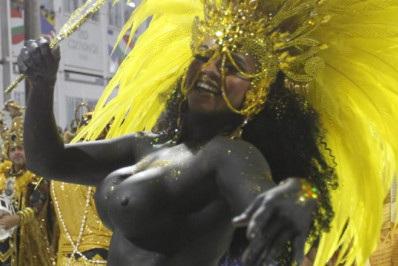 Confirmada para 2025, rainha da Portela vai além do samba no pé: 'Carnaval não é oba-oba'