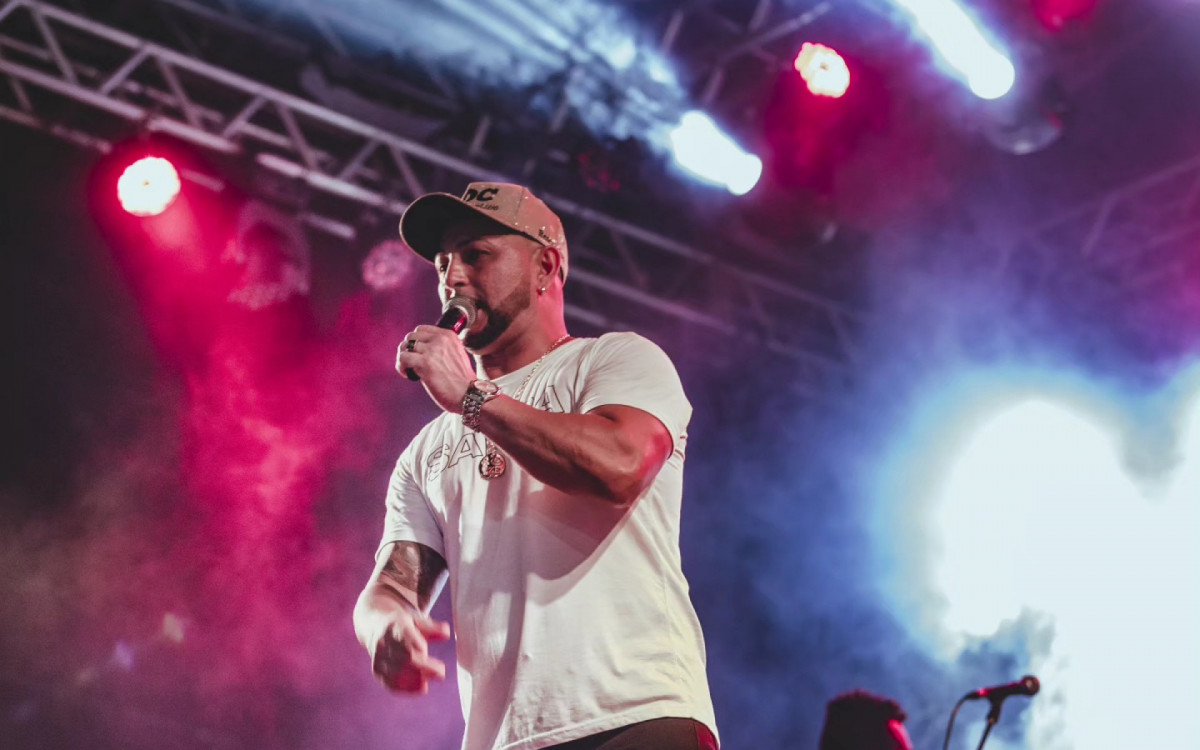 O carnaval em Guapimirim teve samba, sertanejo, entre outros ritmos musicais para todos os gostos