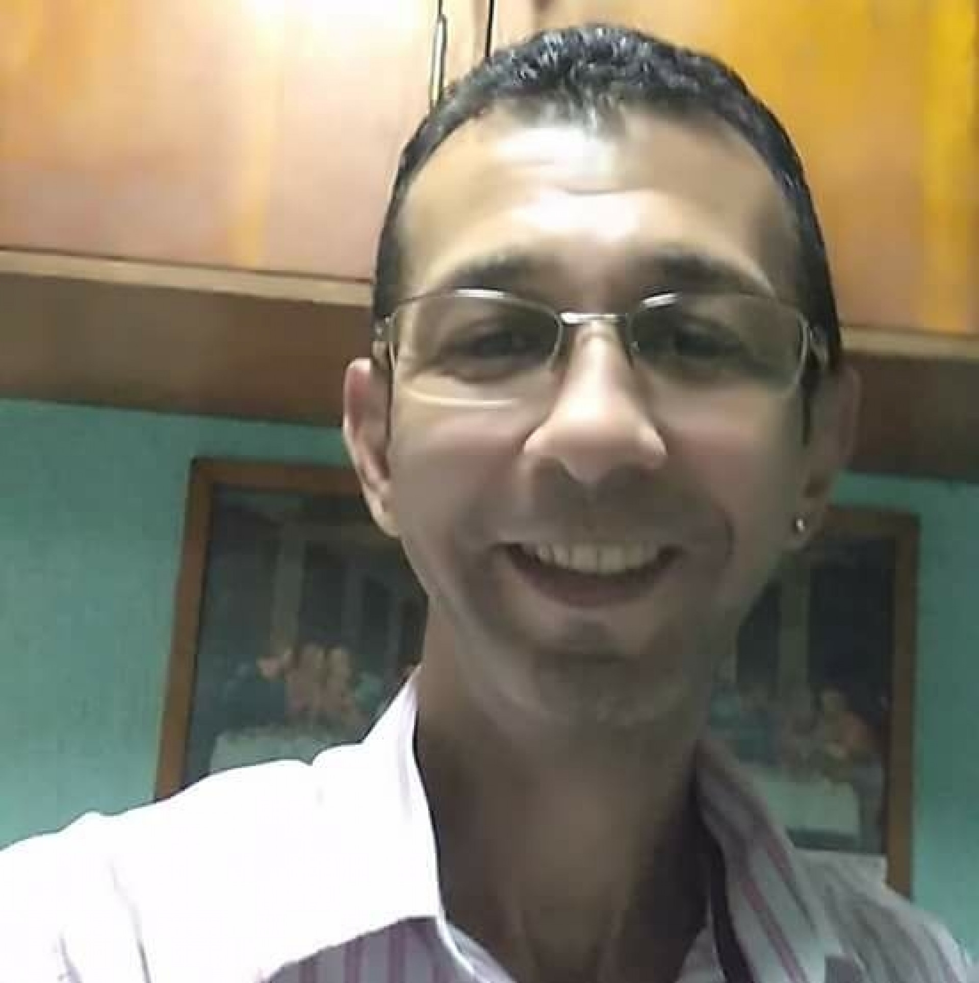 Cl&aacute;udio Cardoso, de 52 anos, era professor particular de ingl&ecirc;s