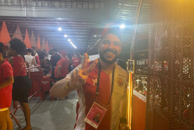 'Meu coração é Viradouro', diz carnavalesco Tarcísio Zanon sobre possível renovação com escola