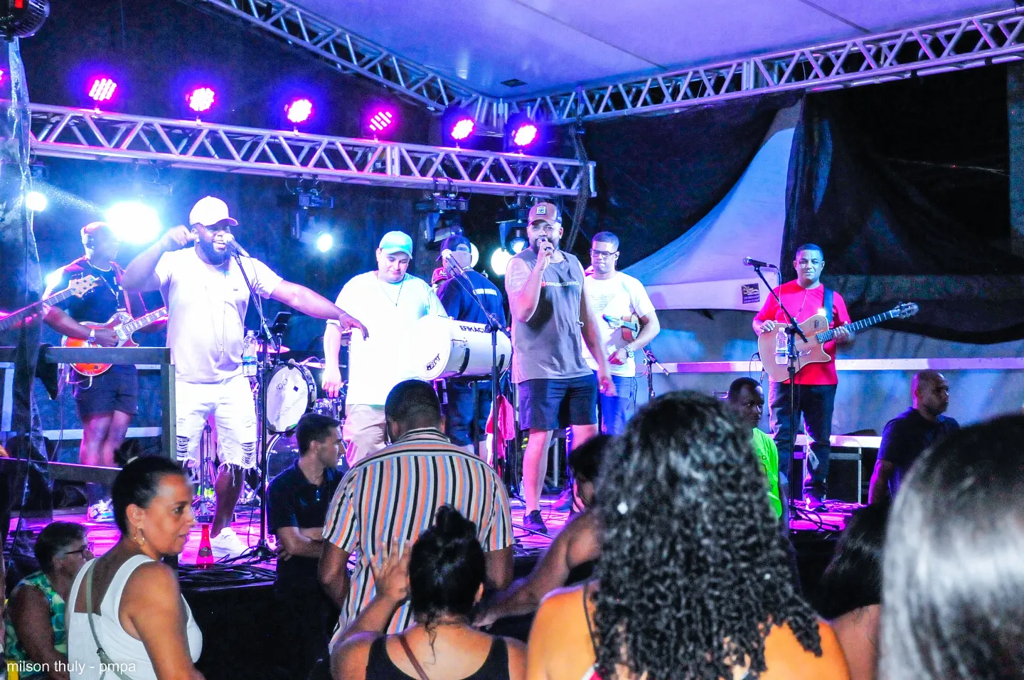 Folia em Paty teve atrações em três pontos do município