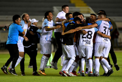Aurora leva a melhor no placar agregado e será o adversário do Botafogo na Libertadores