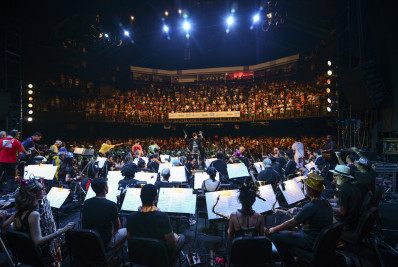 Monobloco e Orquestra Sinfônica se unem para despedida do Carnaval
