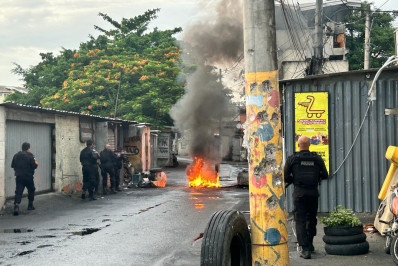 PM realiza operação emergencial na Cidade de Deus