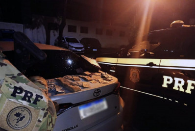 Suspeito de integrar milícia é preso com carro roubado e cerca de R$ 21 mil em Santa Cruz