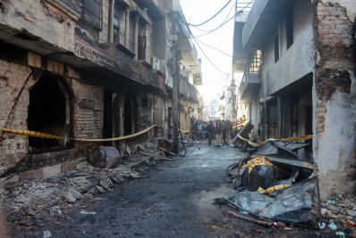 Incêndio em fábrica de tintas deixa pelo menos 11 mortos na Índia