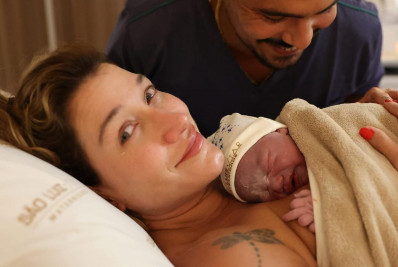 Gabriela Pugliesi mostra álbum do parto do segundo filho: Nosso menino Massimo''