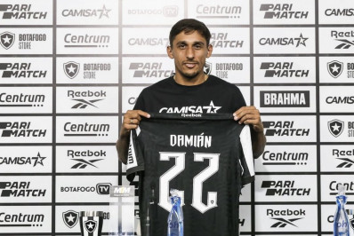 Damían Suárez se coloca à disposição para enfrentar o Vasco: 'Preparado para ajudar a equipe'