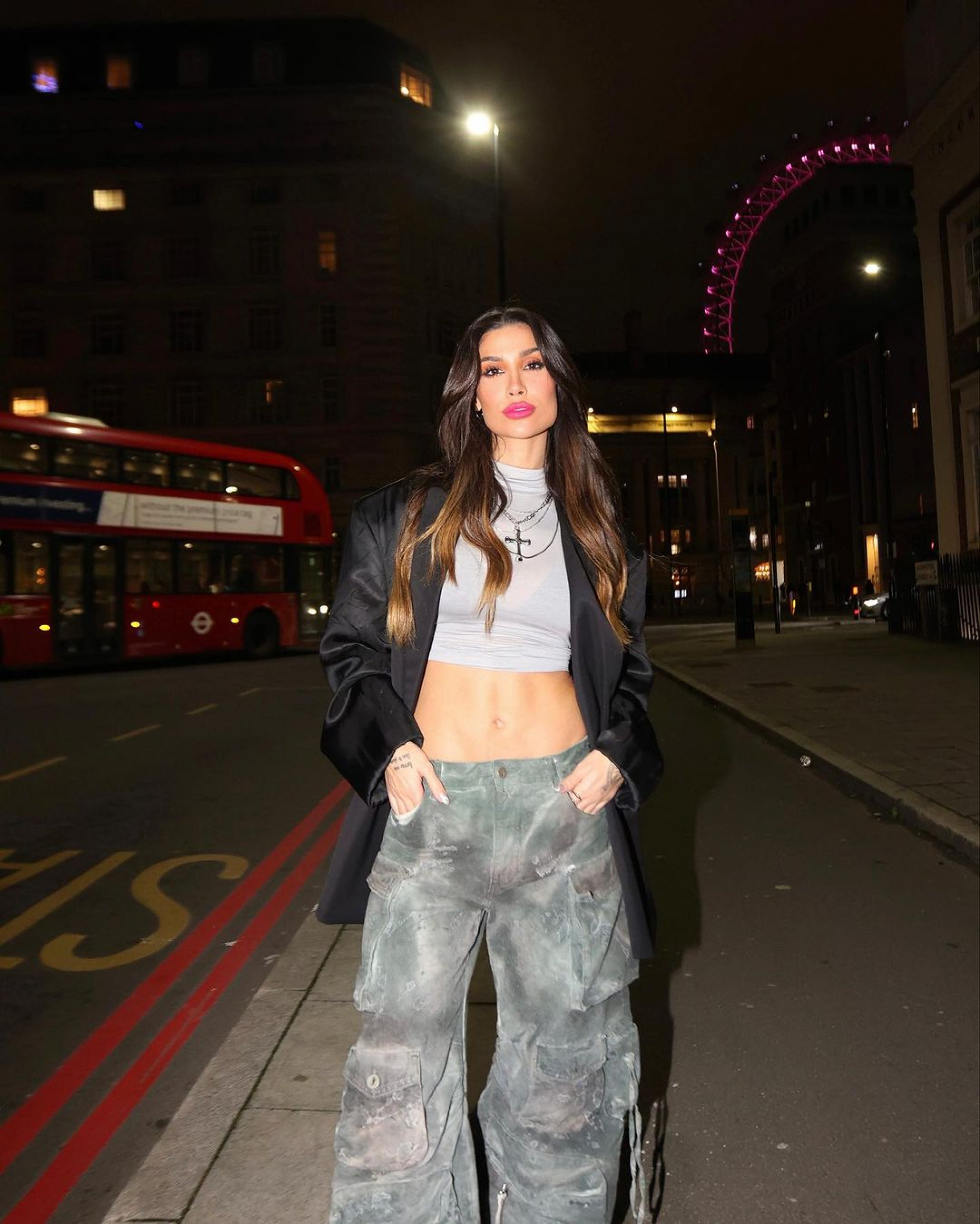Bianca Andrade mostra seu corpo escultural em ensaio feito em Londres, na Inglaterra - Reprodução/Instagram/Eduardo Constante