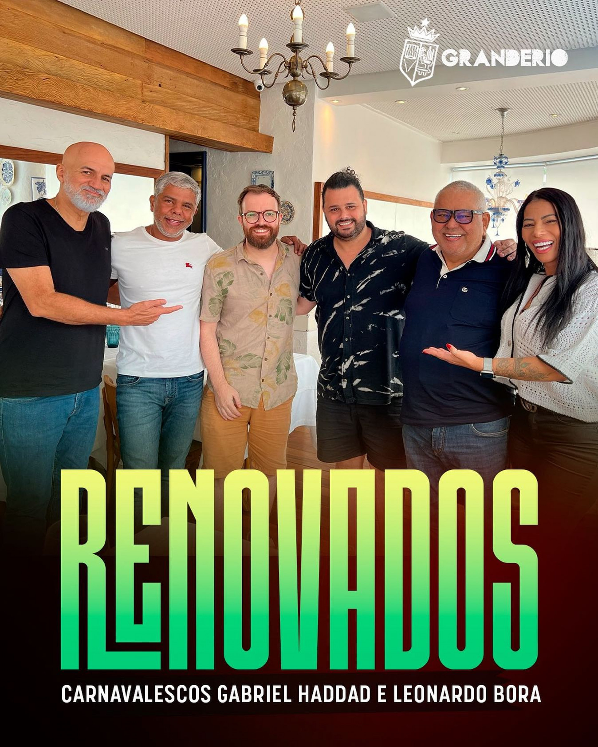 Leonardo Bora e Gabriel Haddad posam com a diretoria da Grande Rio ap&oacute;s renova&ccedil;&atilde;o - Reprodu&ccedil;&atilde;o / Facebook Grande Rio