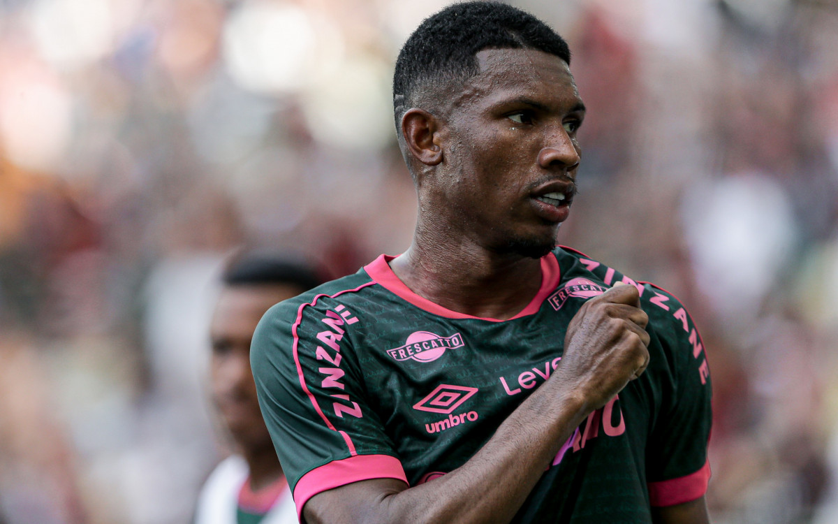 Rio de Janeiro, RJ - 17/02/2024 - Maracan&atilde; - 
Fluminense enfrenta o Madureira esta tarde no Maracan&atilde; pela 9&ordf; rodada do Campeonato Carioca 2024.
FOTO DE LUCAS MER&Ccedil;ON/FLUMINENSE FC

IMPORTANTE: Imagem destinada a uso institucional e divulga&ccedil;&atilde;o, seu uso comercial est&aacute; vetado incondicionalmente por seu autor e o Fluminense Football Club.

IMPORTANT: Image intended for institutional use and distribution. Commercial use is prohibited unconditionally by its author and Fluminense Football Club.

IMPORTANTE: Im&aacute;gen para uso solamente institucional y distribuici&oacute;n. El uso comercial es prohibido por su autor y por el Fluminense Football Club. -  LUCAS MER&Ccedil;ON/FLUMINENSE FC