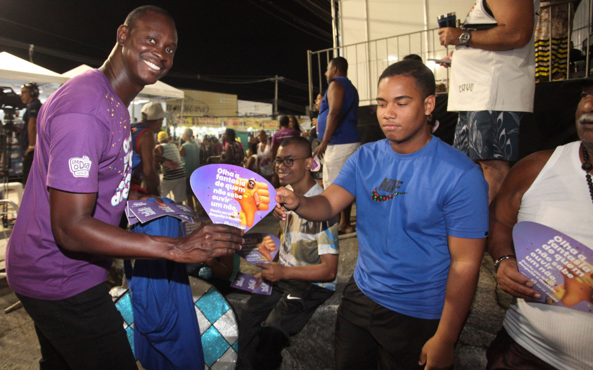 Público recebeu brindes durante campanha na Intendente Magalhães 