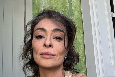 Juliana Paes se despede de 'Renascer' e mostra detalhes da maquiagem de caracterização