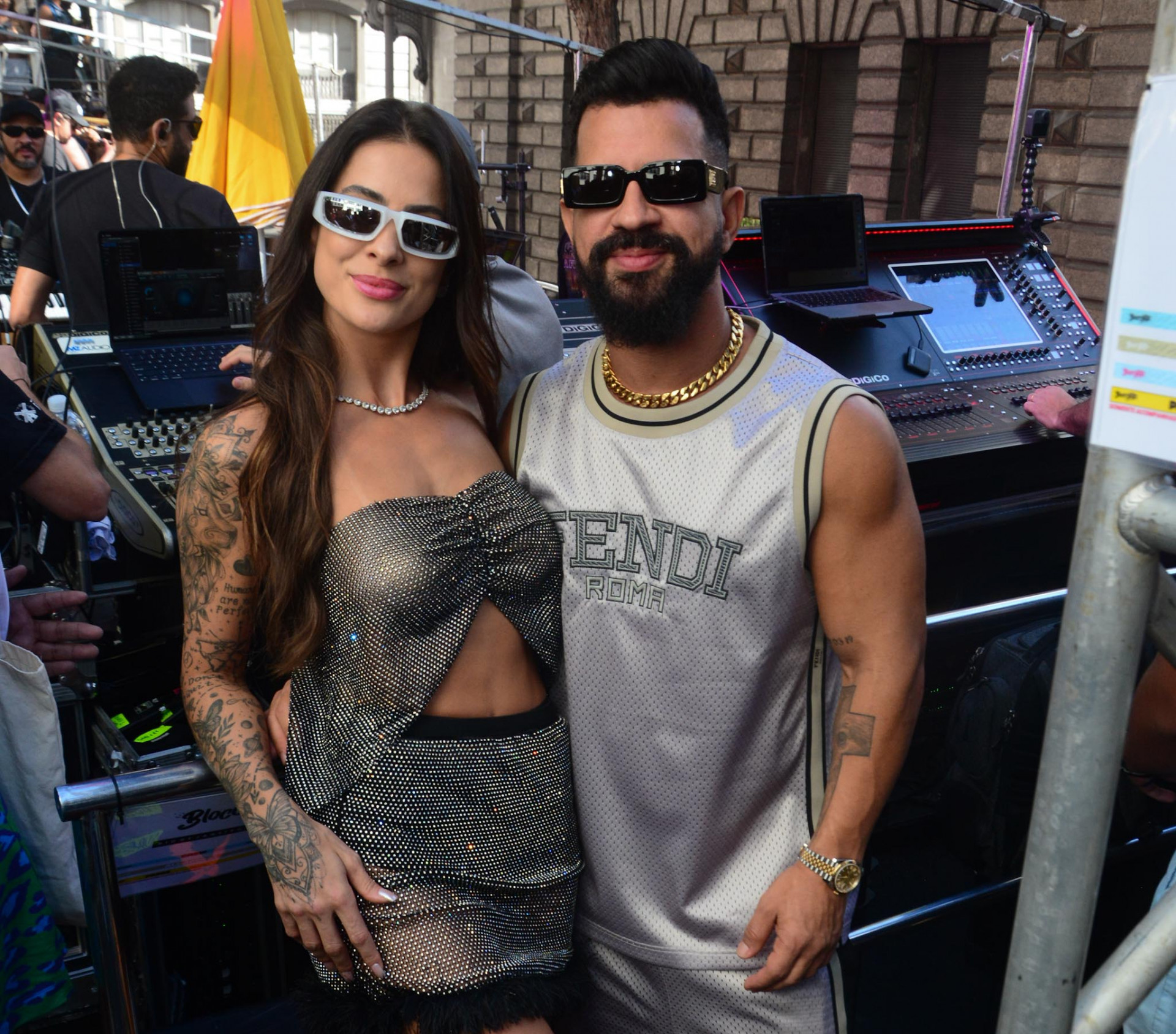 Dennis DJ e a namorada - Webert Belício / Agnews