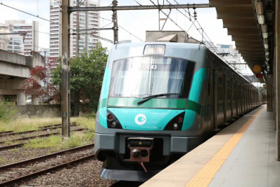 Temporal causa alagamentos em São Paulo e interrompe circulação de trem