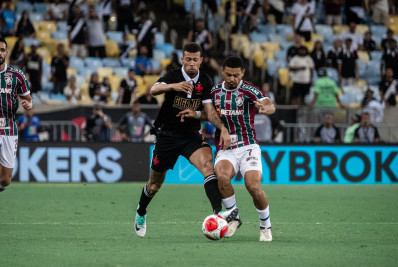 Vasco deve ter retorno de João Victor ao time titular contra a Portuguesa