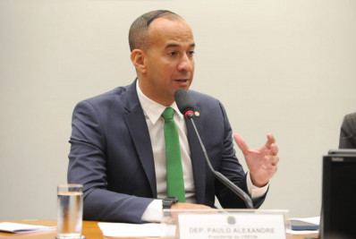 'Declaração inadequada', diz presidente da Comissão de Relações Exteriores sobre fala de Lula