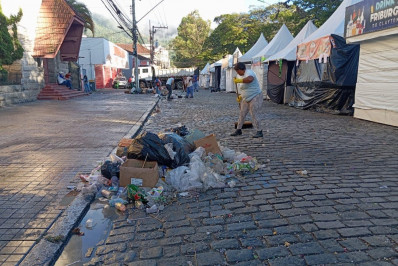 Mais de 17 toneladas de lixo foram descartadas no Carnaval de Nova Friburgo