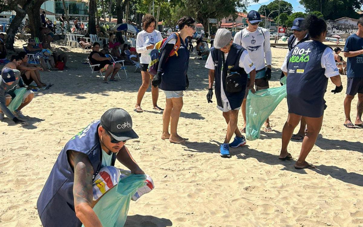 Evento socioambiental da Rio+Saneamento movimenta praia em Rio das Ostras