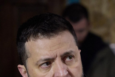 Zelensky classifica como 'extremamente difícil' a situação em algumas partes do front na Ucrânia