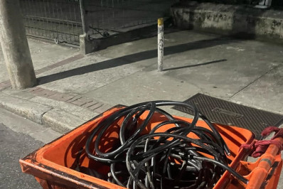 Dupla é presa em flagrante por furtar cabos de energia no Rio Comprido