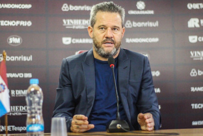 Técnico de clube gaúcho se recusa a poupar jogadores: 'Quando morrer, vai descansar'