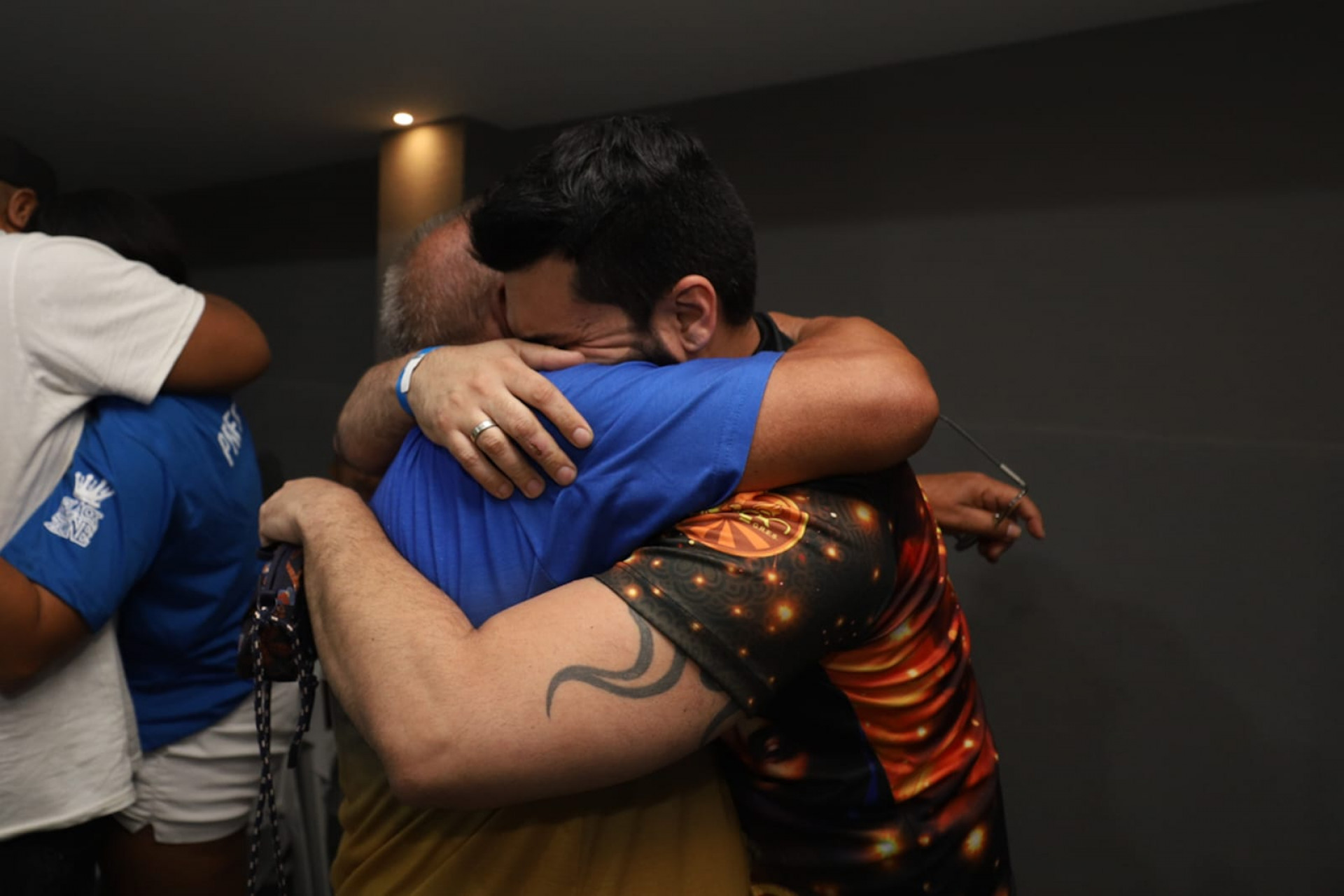 Dire&ccedil;&atilde;o da Tradi&ccedil;&atilde;o se emociona com t&iacute;tulo e acesso para S&eacute;rie Ouro - Renan Areias / Ag&ecirc;ncia O Dia