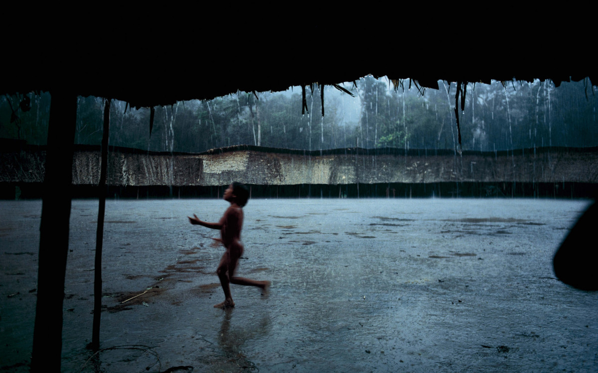 Criança Yanomami, Aldeia Demini