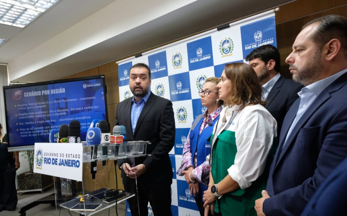 Governador Cláudio Castro apresenta medidas de combate à dengue - Pedro Ivo / Agência O Dia