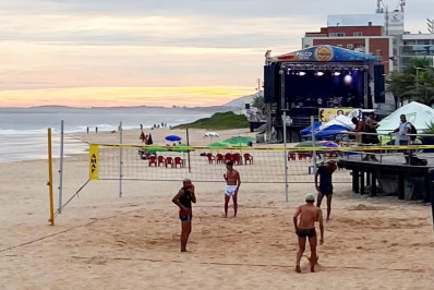 Lagoa Rock agitará a Praia dos Cavaleiros em Macaé neste final de semana